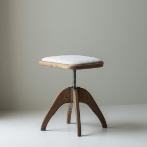 Oak swivel stool