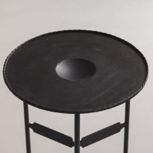 Exceptional French guéridon side table